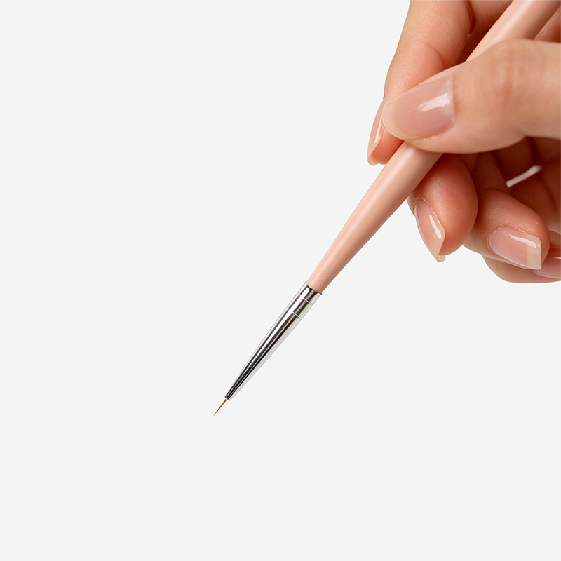 Ultra-Fine Outlining Brush