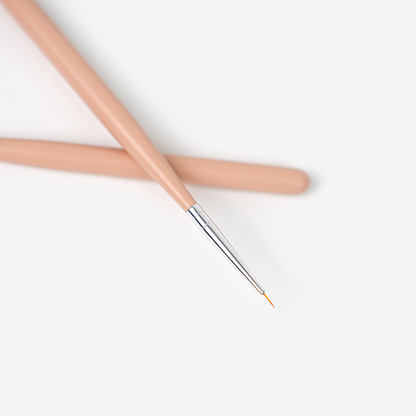 Ultra-Fine Outlining Brush